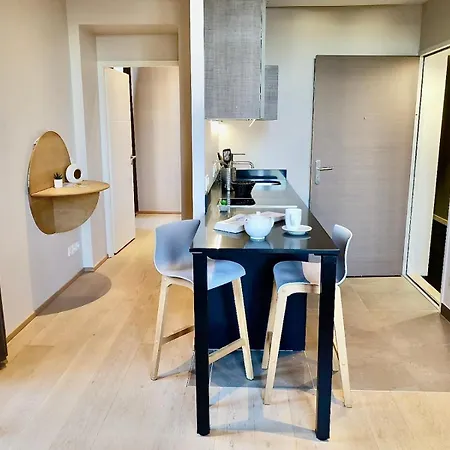 Saint Enogat Lägenhet *