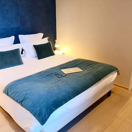 Saint Enogat Apartment