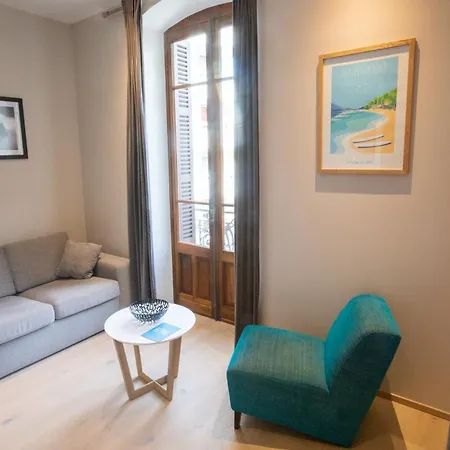 Saint Enogat Apartment *