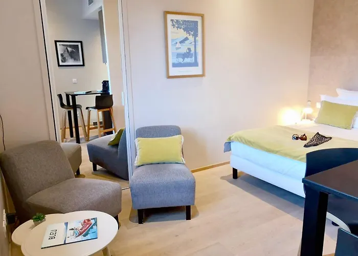 Saint Enogat Apartman *