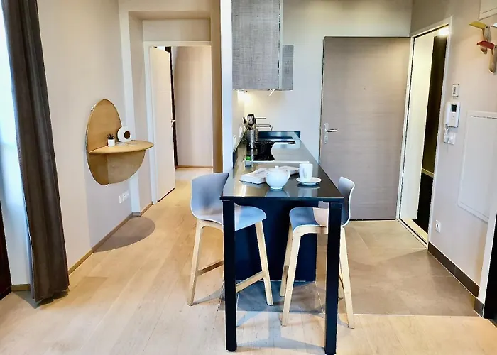 Saint Enogat Apartman *