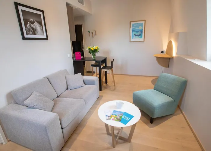 Saint Enogat Apartman